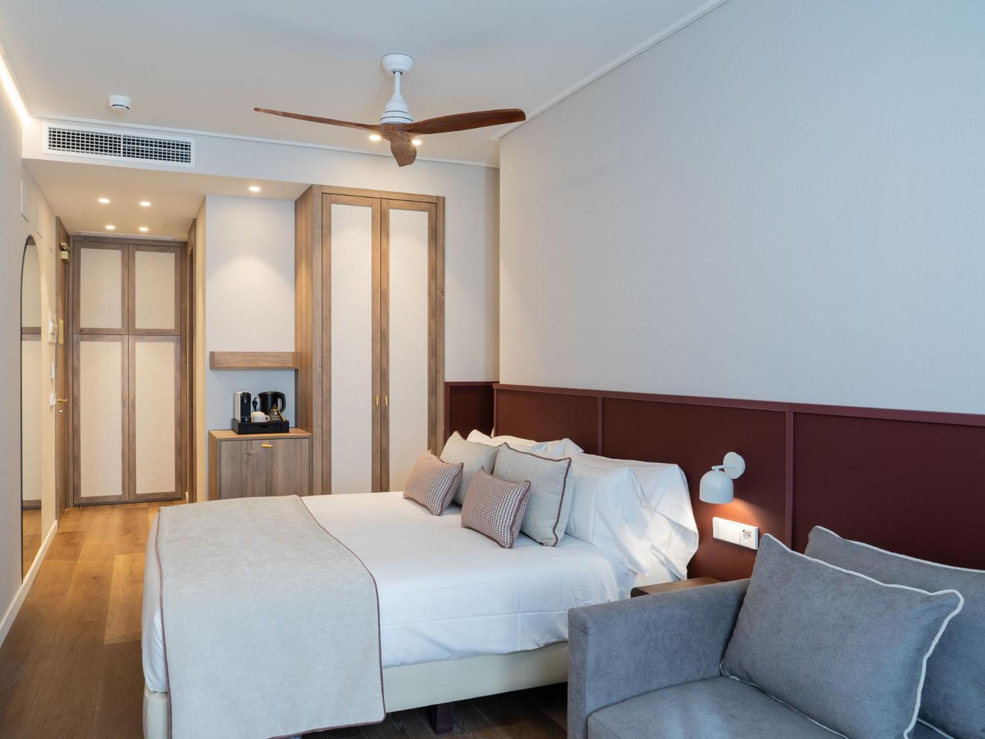 Hotel Well And Come Malaga Luaran gambar
