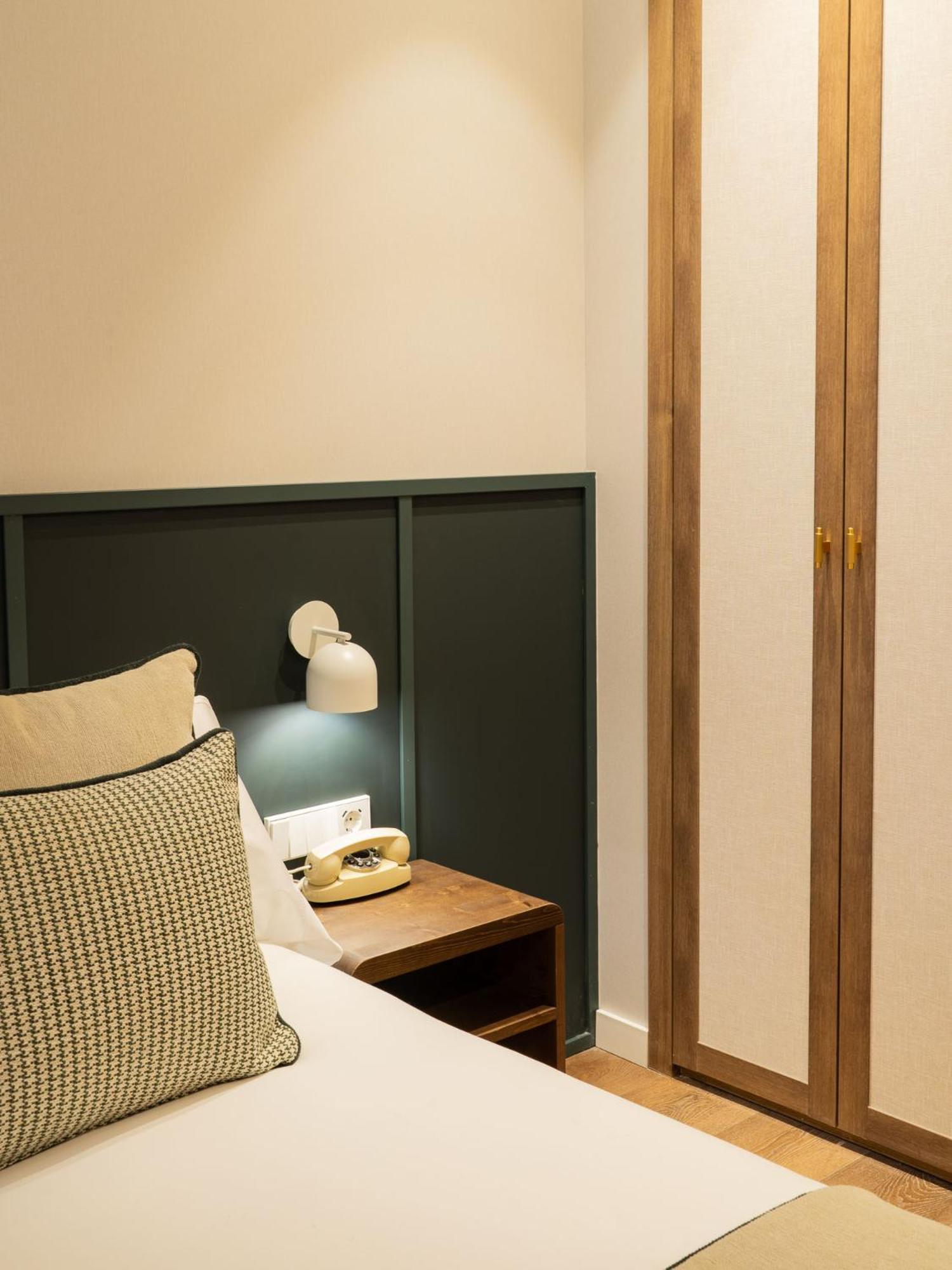 Hotel Well And Come Malaga Luaran gambar