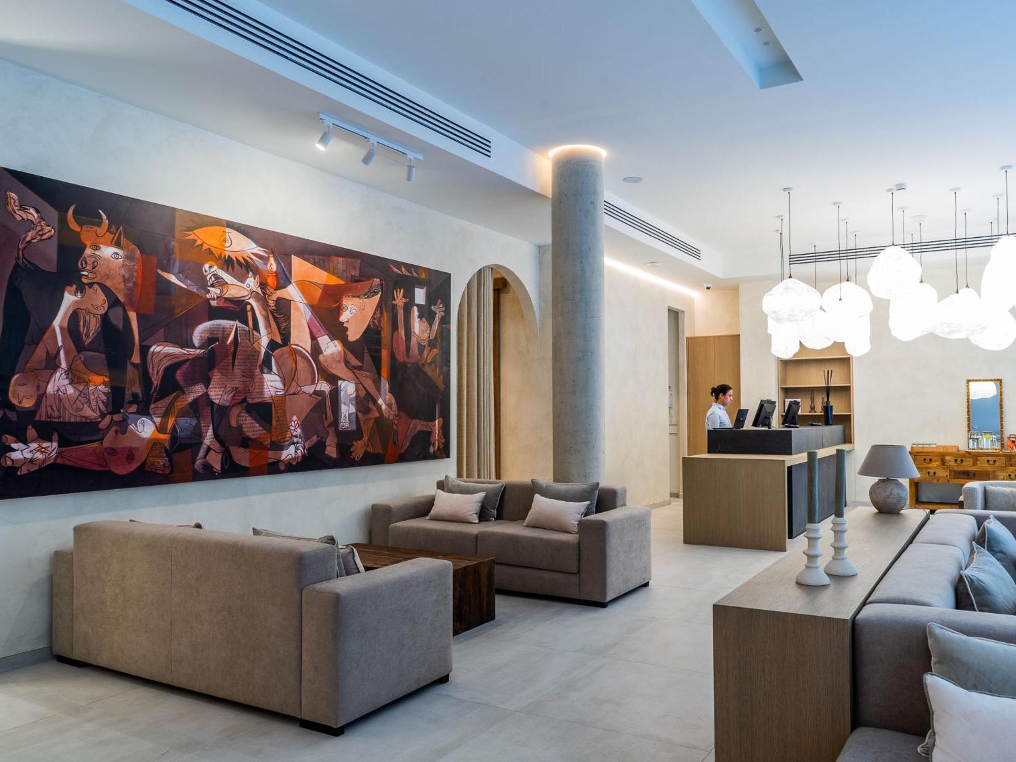 Hotel Well And Come Malaga Luaran gambar