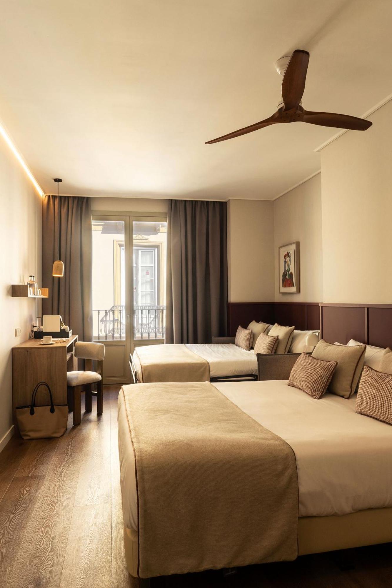 Hotel Well And Come Malaga Luaran gambar